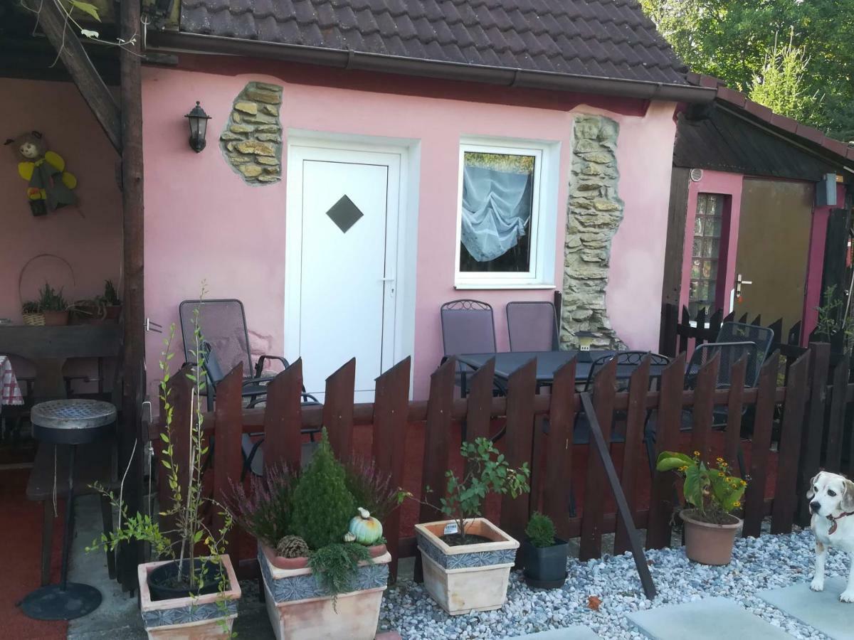 Ferienwohnung Private Svetluska Pobezovice Exterior foto